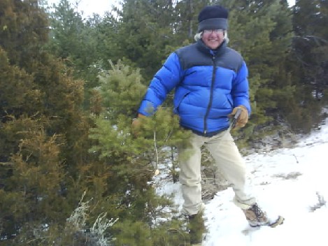 104 Cutting xmas tree 12th Dec.jpg